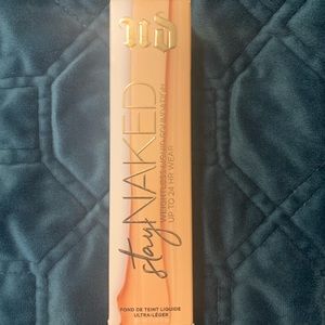 Urban Decay Stay Naked Weightless Foundation
